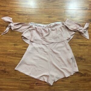 Raised By Wild Mauve Pink Off Shoulder Flowy Romper Shorts Size Small Bohemian